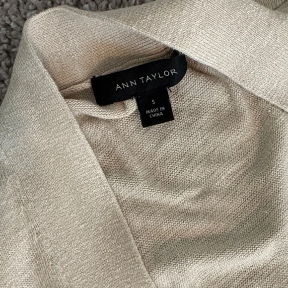 Ann Taylor Cream Long Cardigan - Picture 4 of 6